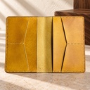 غلاف باسبور وحامل كروت ٢ في ١ جلد طبيعي (2-in-1 Leather Passport Cover & Card Holder)