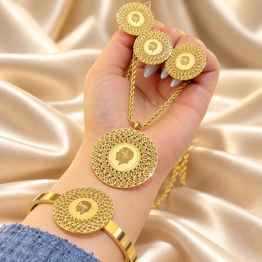 طقم ليرة دايرية بإطار مخرّم ذهبي اللون (Gold-Tone Round Coin Set with Filigree Border)