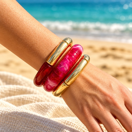 طقم أساور أحمر ووردي مجزّع وذهبي (Bracelet Stack: Red, Pink Marbled & Gold)