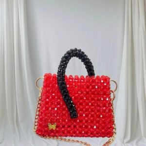 شنط يدويه مصنوعه من الخرز