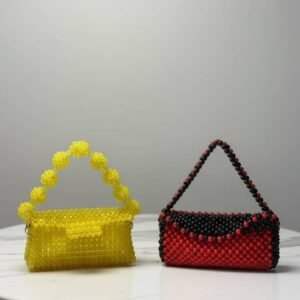 شنط من الخرز (شنطه دائريه من اللولي الأحمر والأسود) (شنطه من الكرستال الأصفر)