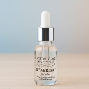 سيرم نيابرايت بالنياسنمايد والهاليرونيك اسد  NyaBright serum with niacinamide 5% and hyluranic acid
